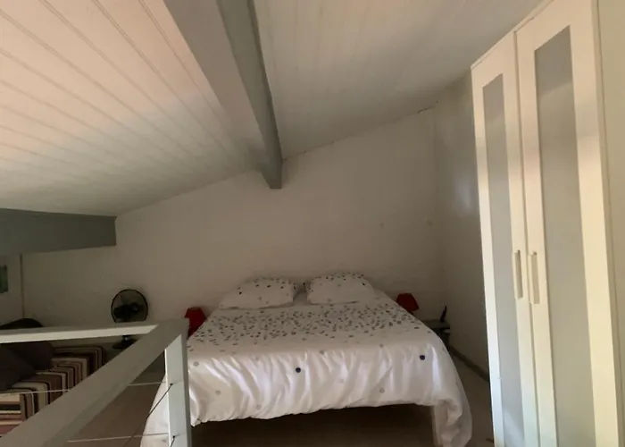 Les Cabanes